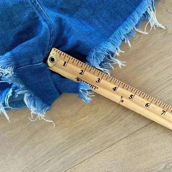 Aerie cut off elastic waist shorts medium blue - Picture 5 of 6